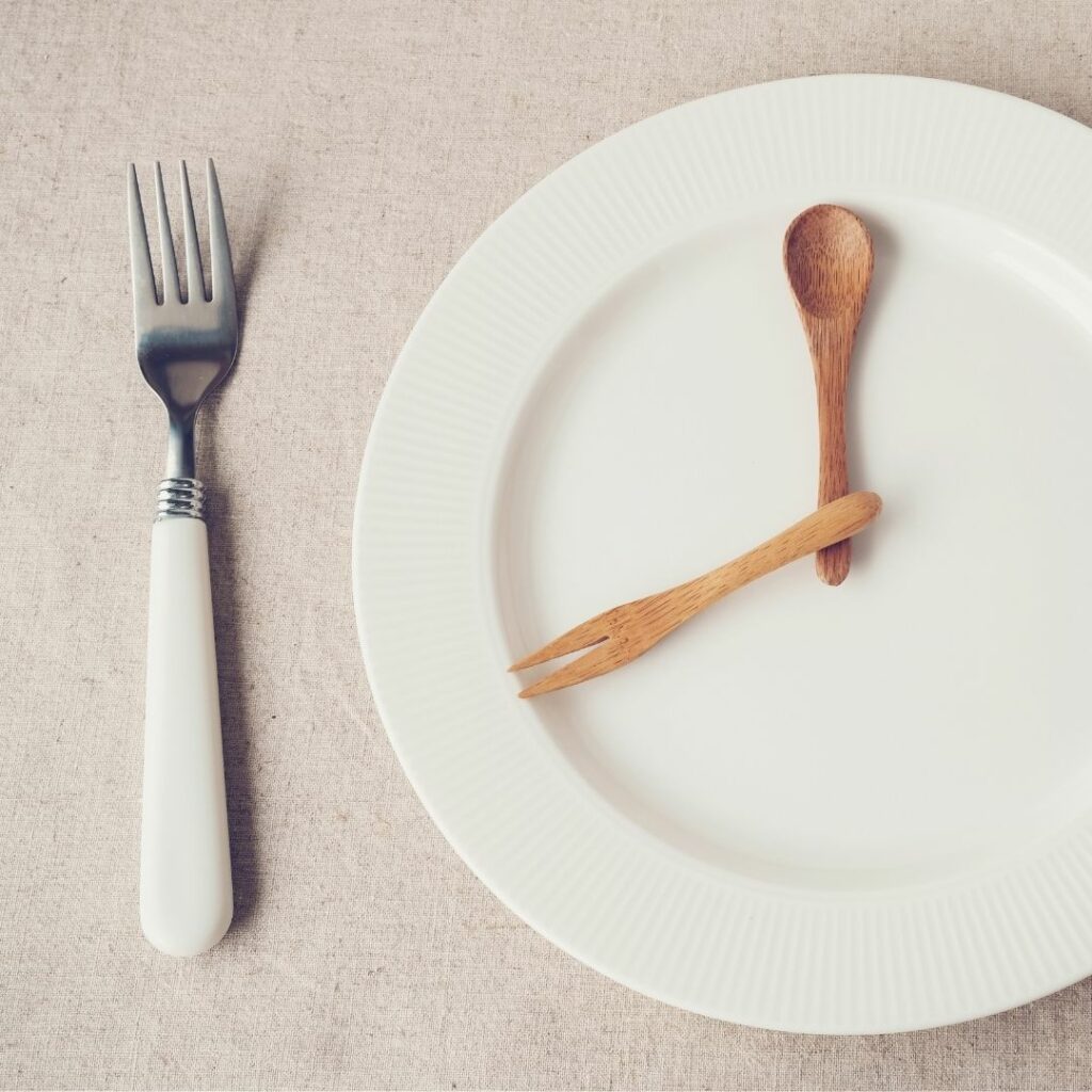 Ayuno intermitente y sus beneficios para tener un metabolismo activo